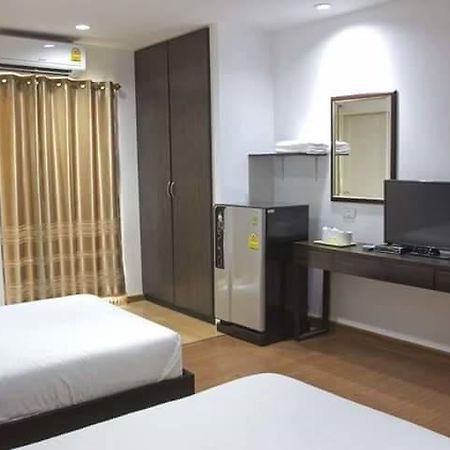 נאקון נאיוק Field Town Apartment מראה חיצוני תמונה